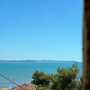 Vila Mare Durrës